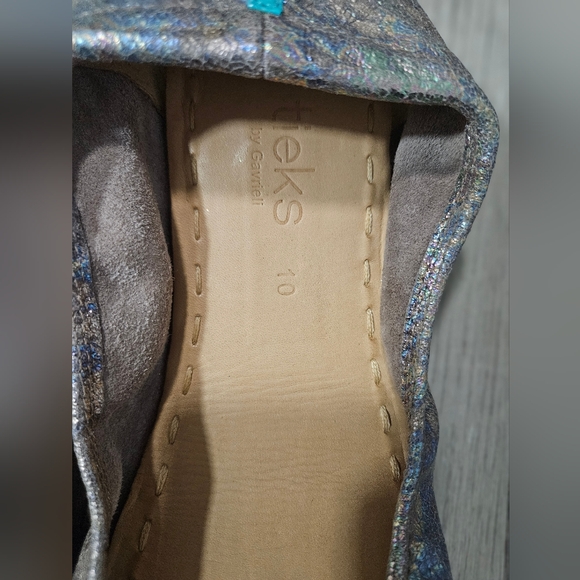 Limited Edition Tieks Love Potion Flats - Picture 9 of 10